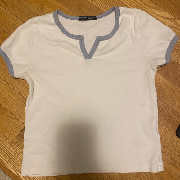 white and blue Brandy Melville T-shirt - Picture 2 of 4
